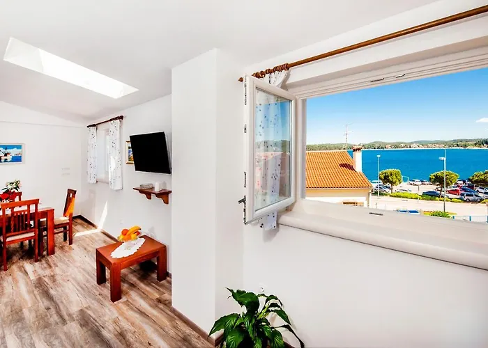 Διαμέρισμα Casa Campus Ρόβινι