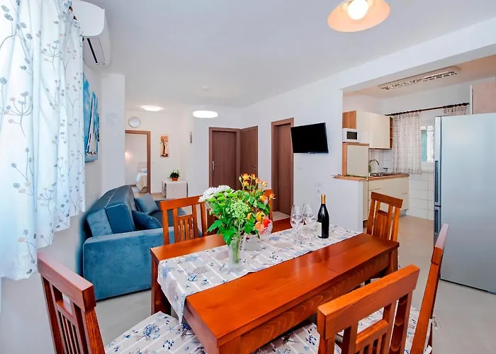 Casa Campus Διαμέρισμα Ρόβινι