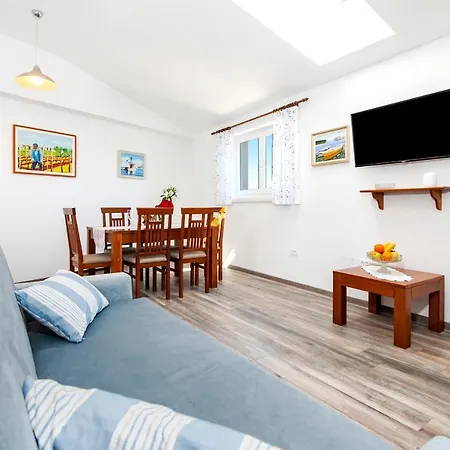 Casa Campus Апартаменты *